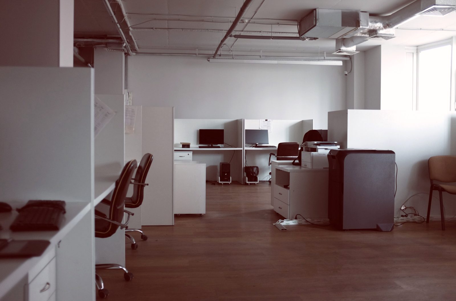 Fotocopiadora multifuncional en una oficina empresarial en Medellín